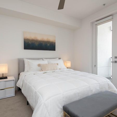 Centrally Located Apartments With Free Parking Глендейл Экстерьер фото